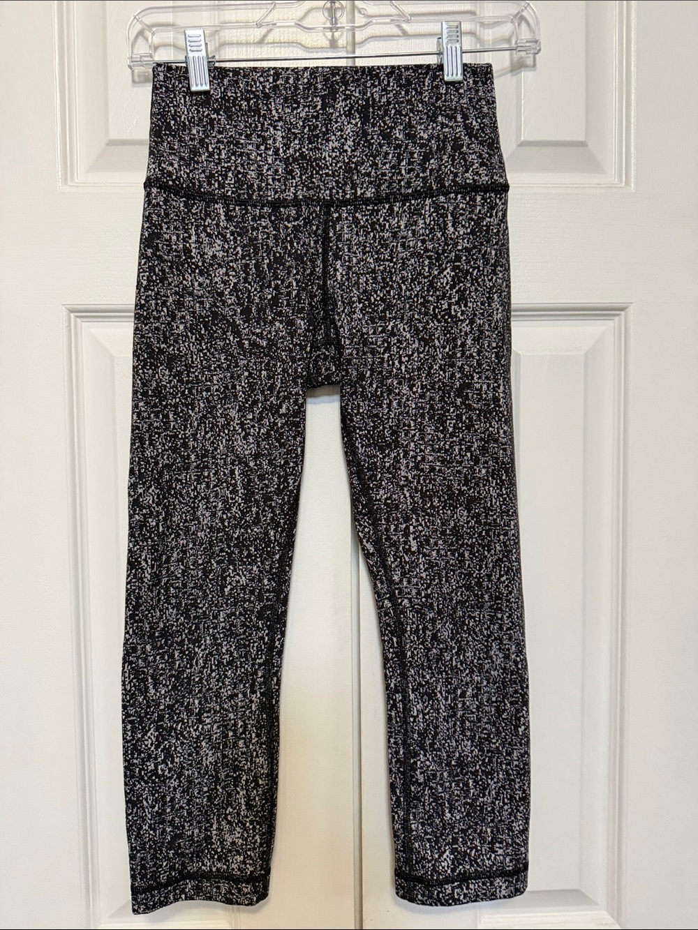 lululemon athletica Black & White Speckled Crop Leggings